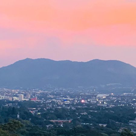 Apartamento Con La Mejor Vista De サンサルバドル エクステリア 写真
